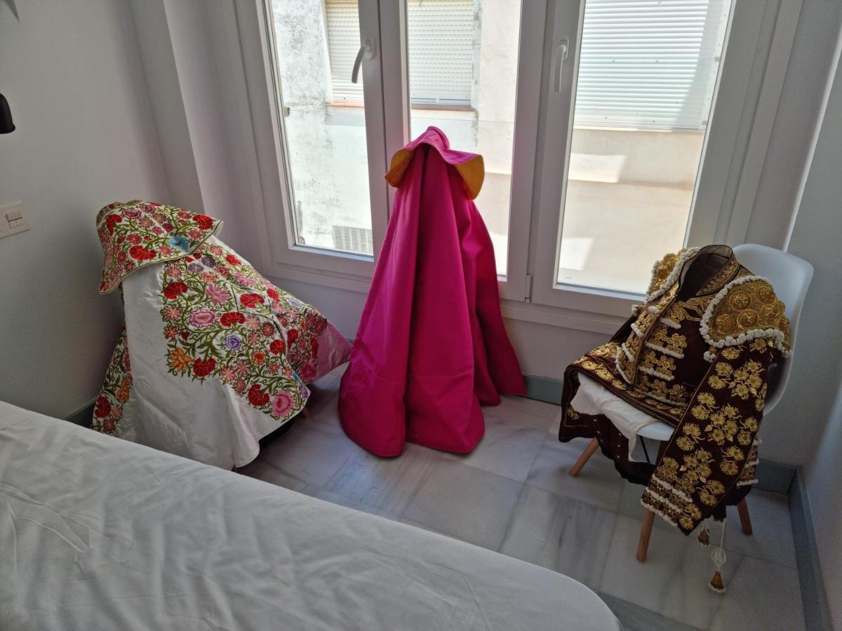 Philippe'S Home Triana Con Terraza Sevilla Dış mekan fotoğraf